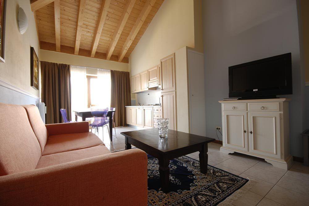 Ferretti Residence Garda Palace Пескиера дел Гарда Екстериор снимка