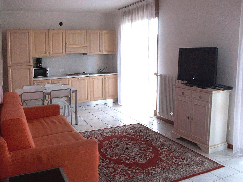 Ferretti Residence Garda Palace Пескиера дел Гарда Екстериор снимка